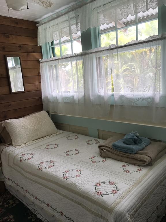 Maureen'S Bed And Breakfast Hilo Bagian luar foto