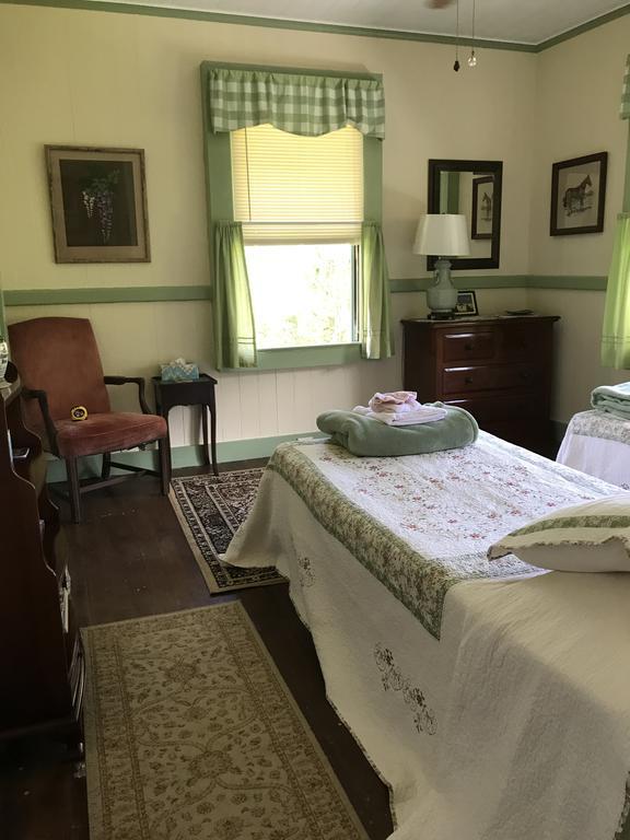 Maureen'S Bed And Breakfast Hilo Bagian luar foto