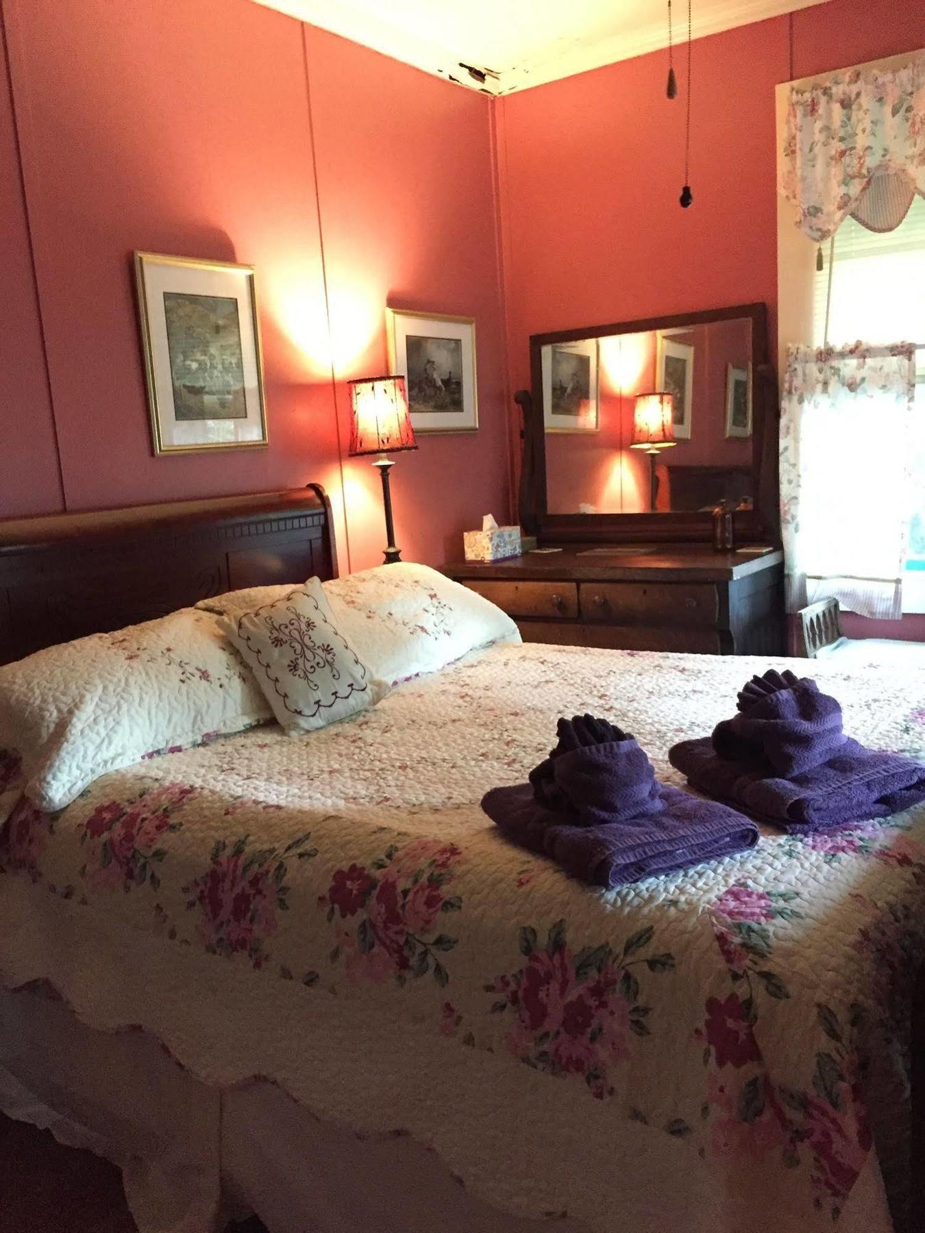 Maureen'S Bed And Breakfast Hilo Bagian luar foto